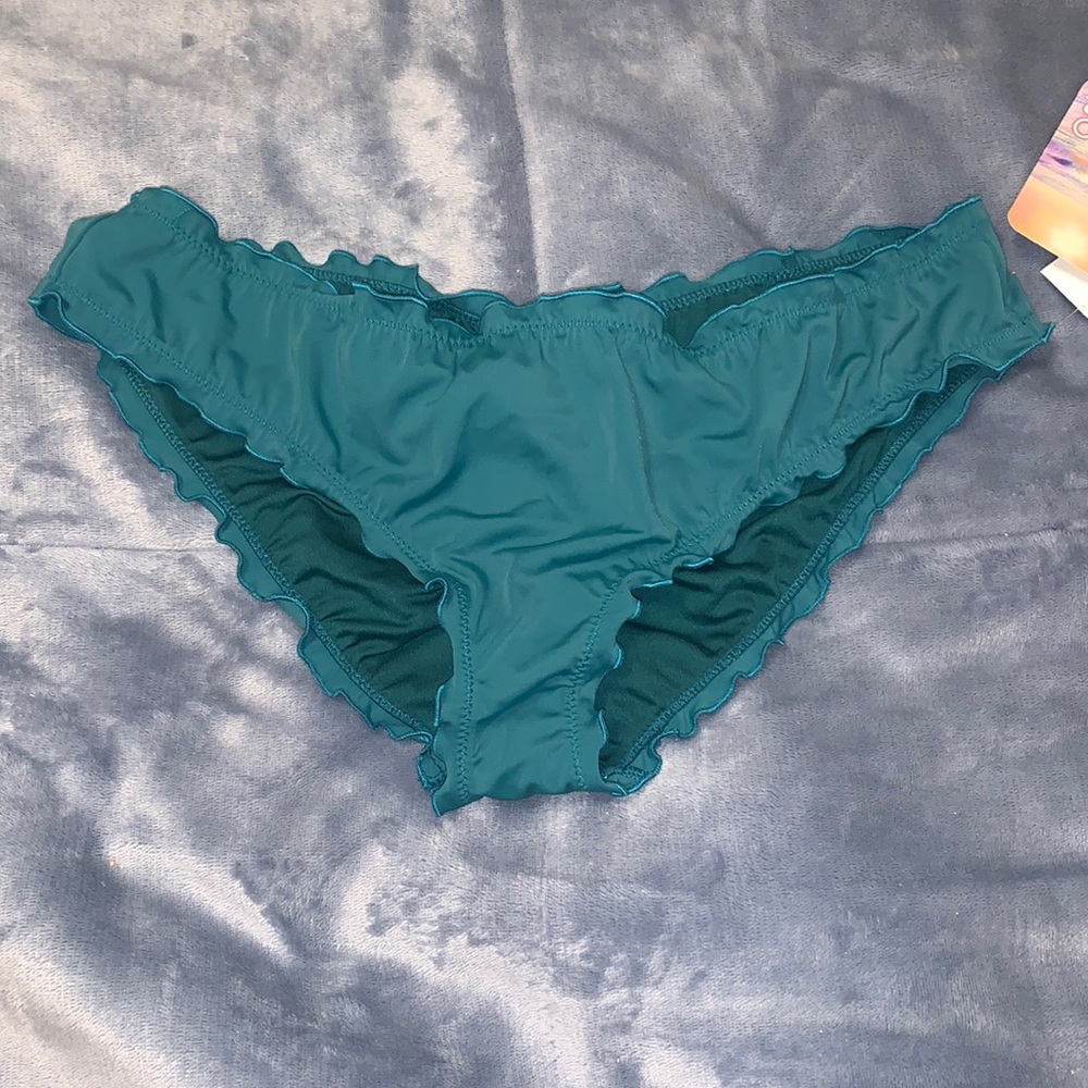cinched ruffle bikini bottoms